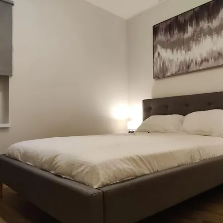 Stylish 2-room Close To Center Apartman *